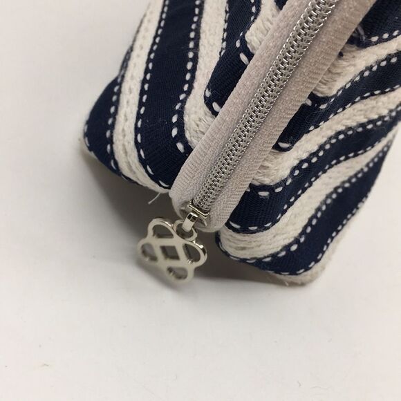 Oscar de la Renta Navy Blue and Cream Striped Padded Makeup / Cosmetic Bag - Picture 4 of 16